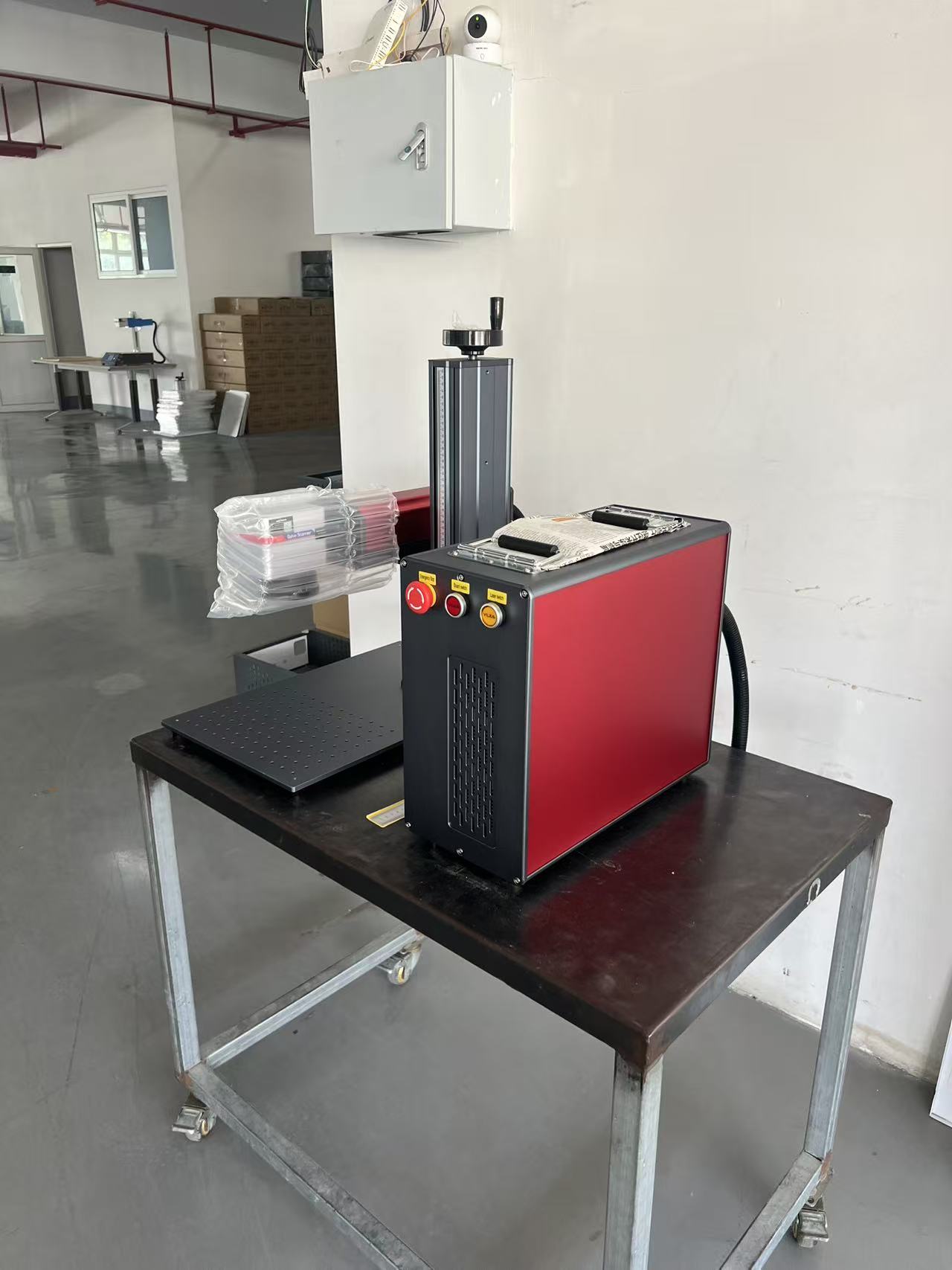 Fiber laser marking machine